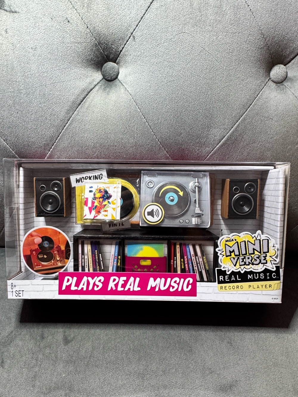 MGA's Miniverse Real Music Record Player Mini Collectibles